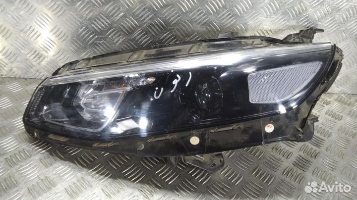 Б/У Б/У Фара левая 84088436 general motors