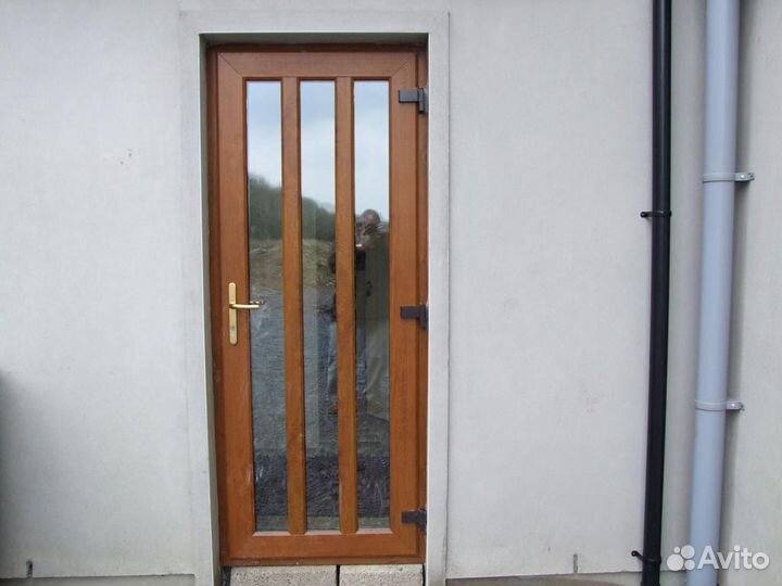 Дверь пвх входная усиленная в цвете 850*2000