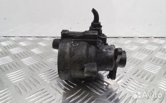 Насос гу дизельный renault master 2 (LEA18BT01)