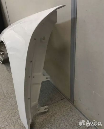 Крылья штатные пластиковые Renault Laguna 1