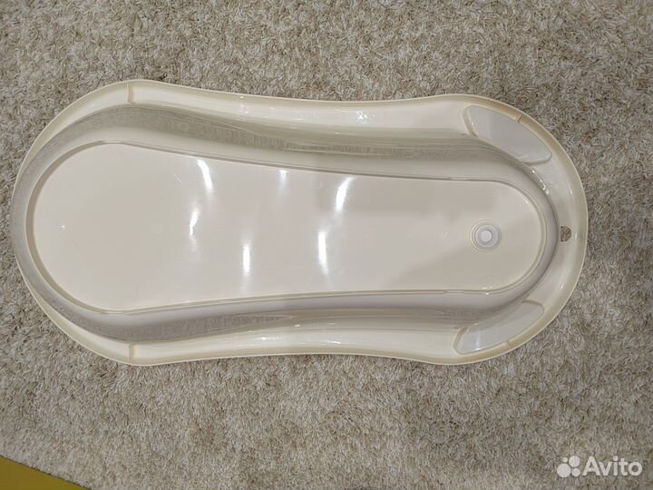 Ванночка для купания новорожденного