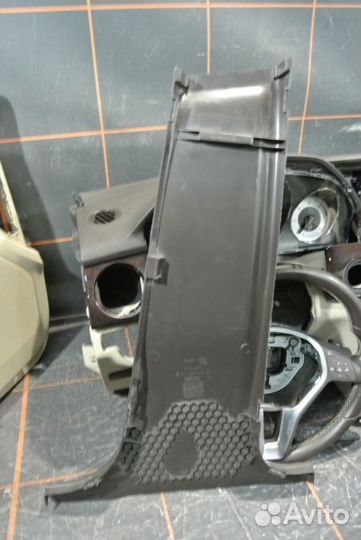 Обшивка стойки левой - Mercedes Benz GLK W204