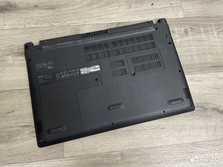 Топкейс и поддон на Acer A315-21