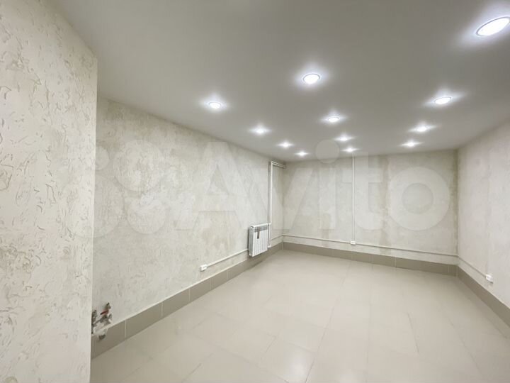 Помещение, 18 м2, новый ремонт, первая линия