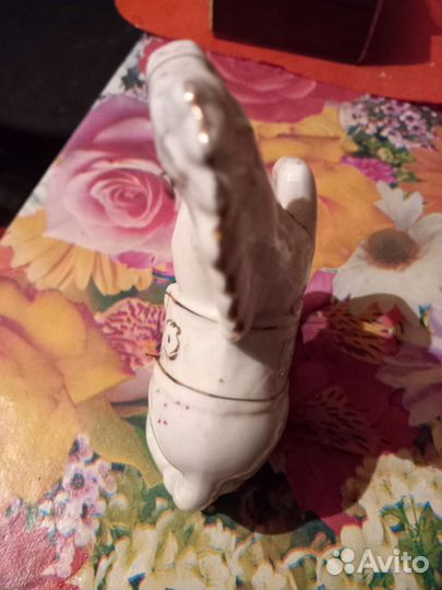 Декоративная фигурка конь