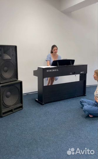 Педагог/репетитор по вокалу,сольфеджио,фортепиано