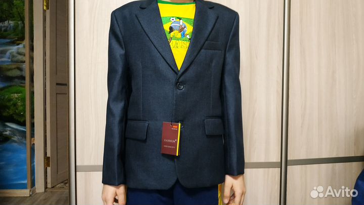 Школьный пиджак