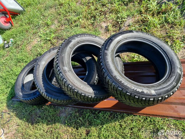 Michelin X-Ice North 4 225/60 R17 103T