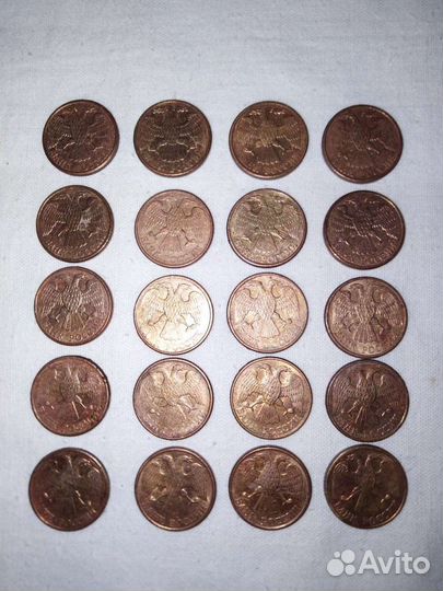 Монеты номиналом 1рубль 1992 года выпуска