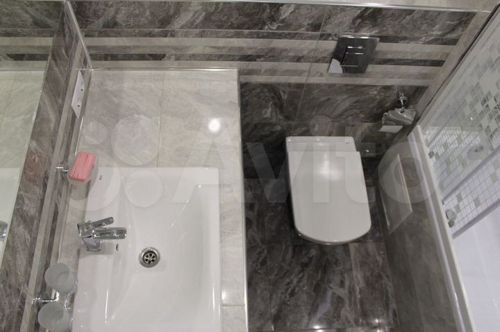 1-к. квартира, 42 м², 2/10 эт.