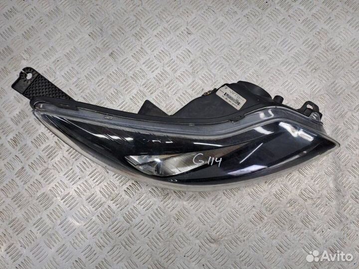 Фара правая Ford Focus 3 1.6 pnda 125Л.С хэтчбек