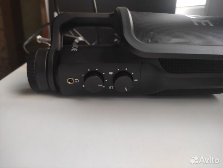 Студийный микрофон rode NT USB