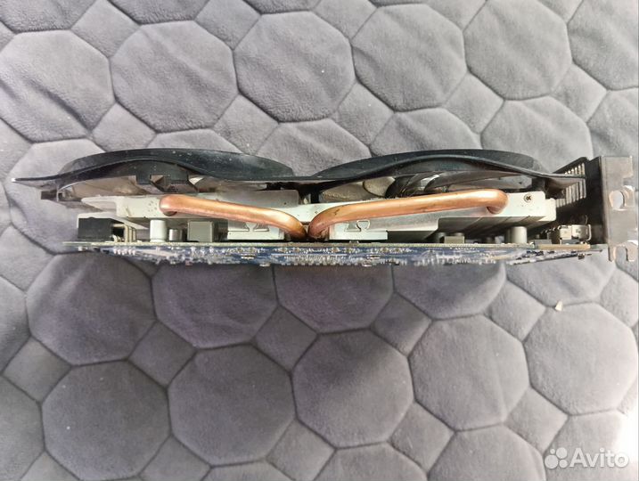 Видеокарта GigaByte AMD HD7850 2048MB gddr5