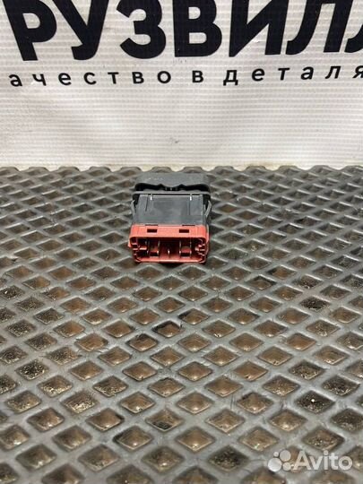 Кнопка (выключатель) DAF 106 1832355