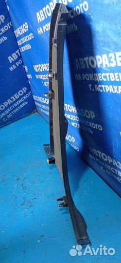 Обшивка средней стойки Ford Focus 3 седан iqdb