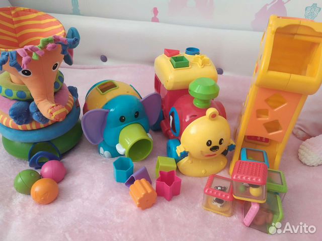 Фирменные развивающие игрушки