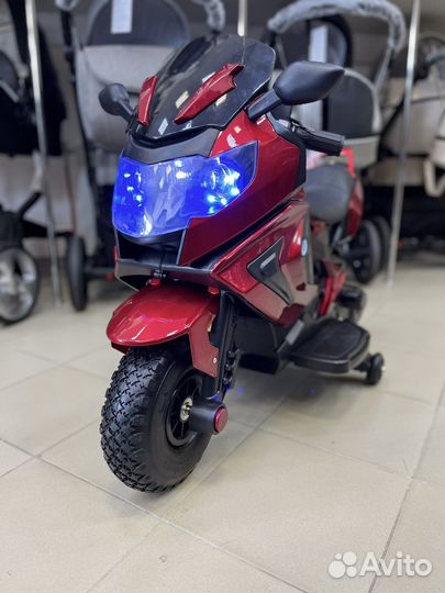 Мотоцикл BMW