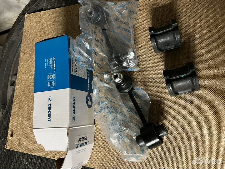 Стойки стабилизатора Subaru Impreza XV