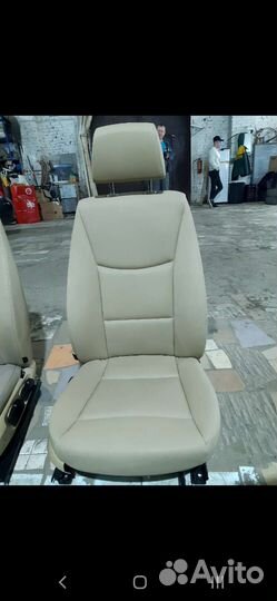 Сиденья BMW X3 F25 (салон)