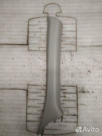 Накладка передней стойки крыши правая Almera G15