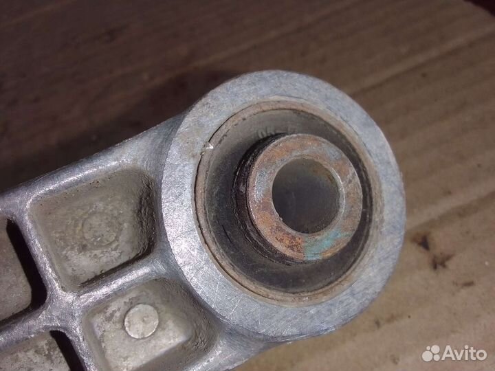 Задняя подушка двигателя 1.4 Chevrolet Aveo T200