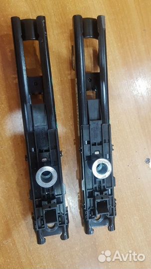 Регулятор высоты ремня безопасности Mercedes-Benz