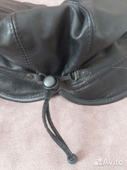 Шапка женская из натур.кожи с отделкой из меха