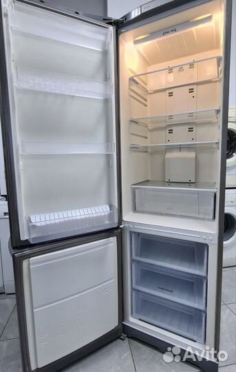 Холодильник Hotpoint Ariston no frostecfd2013XL