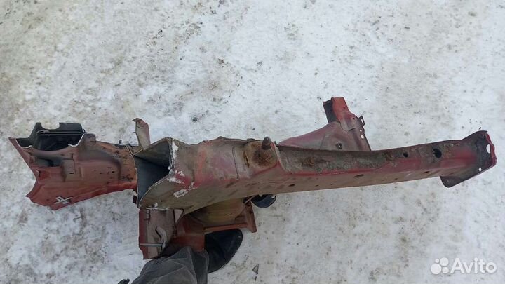 Лонжерон правый передний на гетс