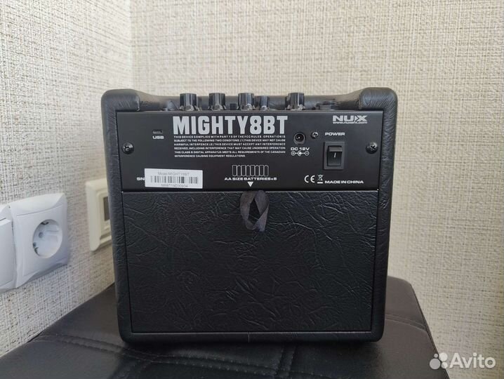 Гитарный комбоусилитель