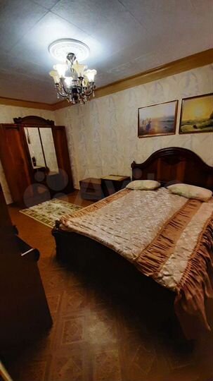 2-к. квартира, 57 м², 2/4 эт.