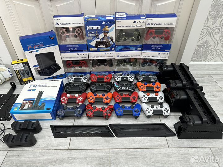 Аксессуары для PS4 / Джойстики / Зарядки