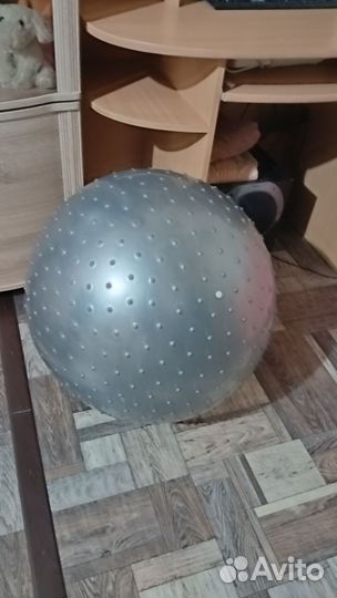 Гимнастический мяч