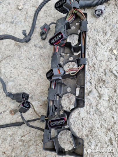 Проводка двигателя Skoda Octavia 2 (A5) лифтбек