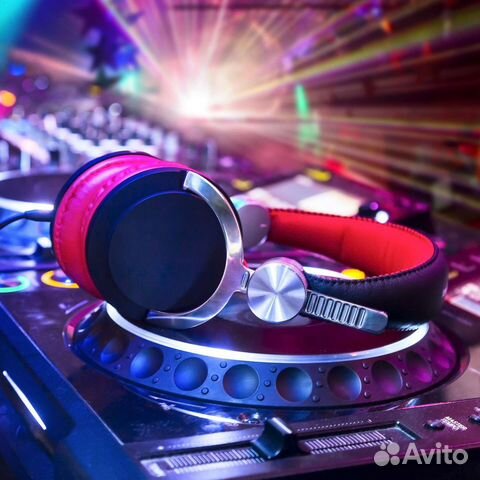 Диджей, вокалист на праздник