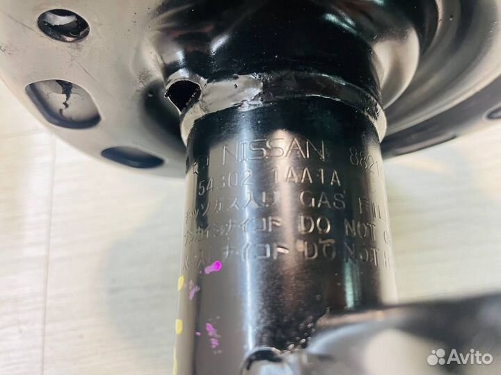 Стойки передние Nissan Murano 51