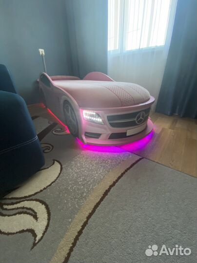 Детская кровать машина с подсветкой