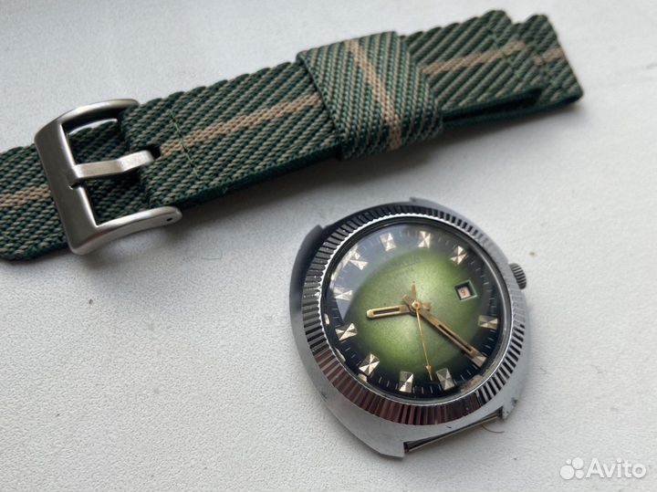 Часы Слава механические СССР