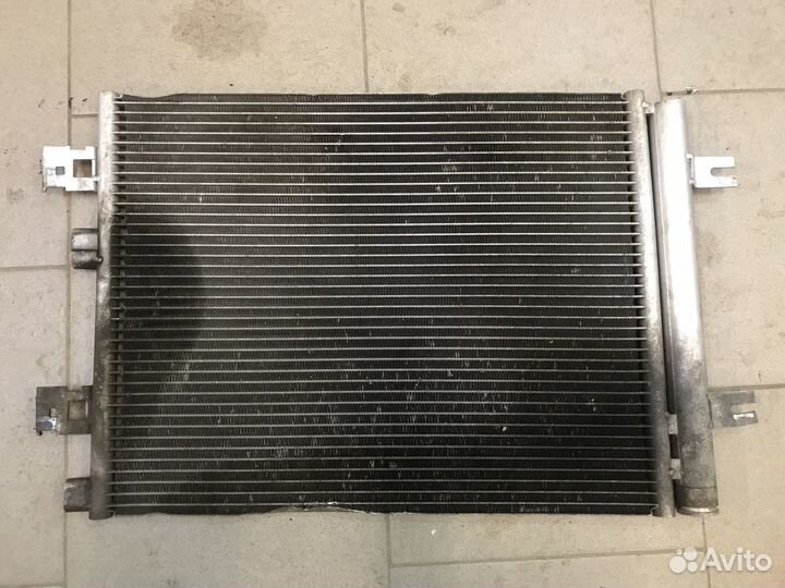 Logan 1 Логан Радиатор кондиционера б.у
