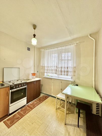 2-к. квартира, 46 м², 3/5 эт.