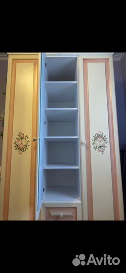 Мебель в детскую для девочки