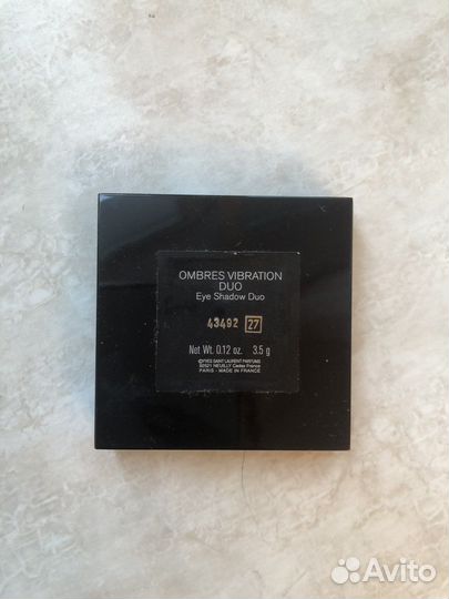 Тени для век Yves Sant Layren