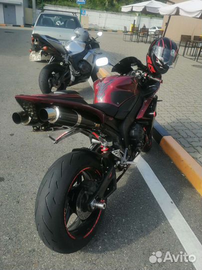Yamaha R1