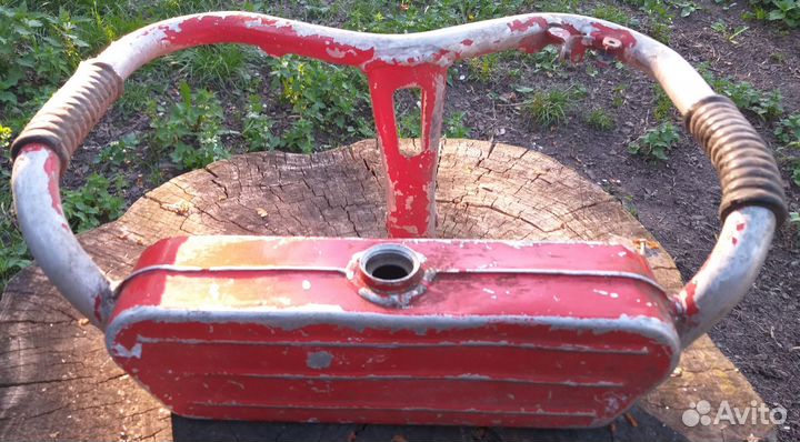 Бензобак-рукоятка для бензопилы Урал