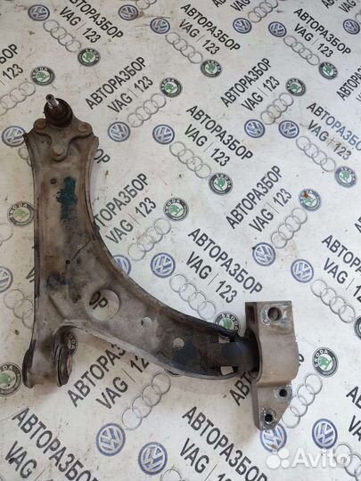Рычаг передний Фольксваген Гольф 6