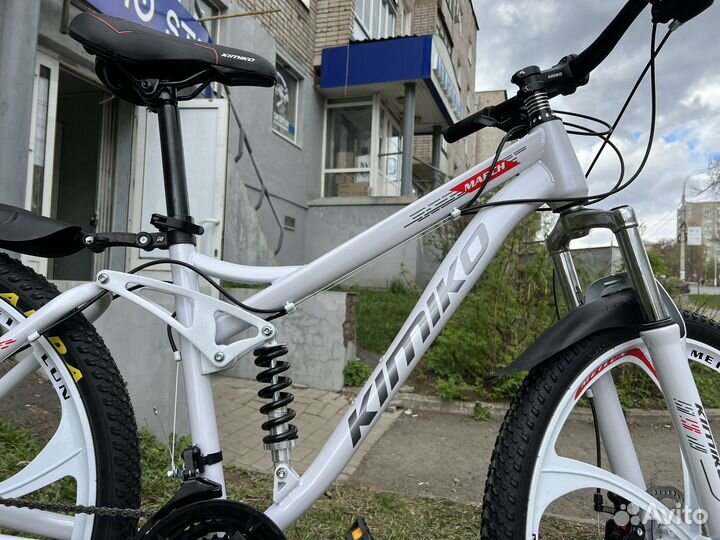 Велосипед на литых дисках