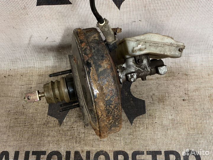 Тормозной вакуумник Peugeot 206 9634942980