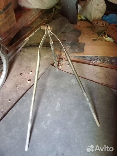 Подставка для котелка трехногая