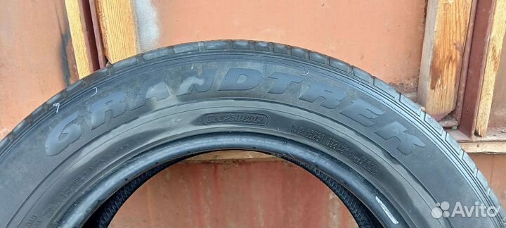 Dunlop Grandtrek ST30 225/65 R17 102H