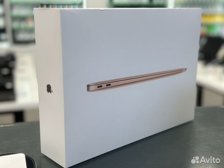 MacBook Air M1 8/256гб